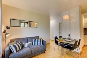 Apartment La Roseraie - Alpes Travel - Central Chamonix (sleeps 2-3)